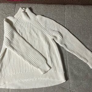 White GAP turtleneck sweater (never worn)